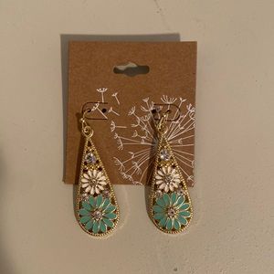Tear drop earrings